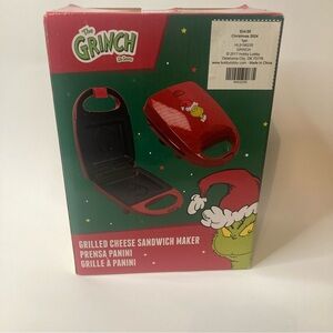 Uncanny Brand The Grinch Grilled Cheese Sandwich Maker Christmas Holiday Chefs